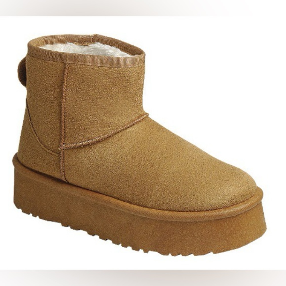 Forever - Chestnut Platform Mini UGG Style Boots - New in box!